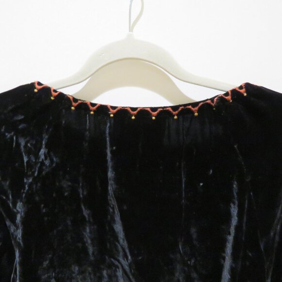 JOHNNY WAS Elim Velvet Peasant Blouse in Black Floral Embroidered Boho NWT - Picture 12 of 15